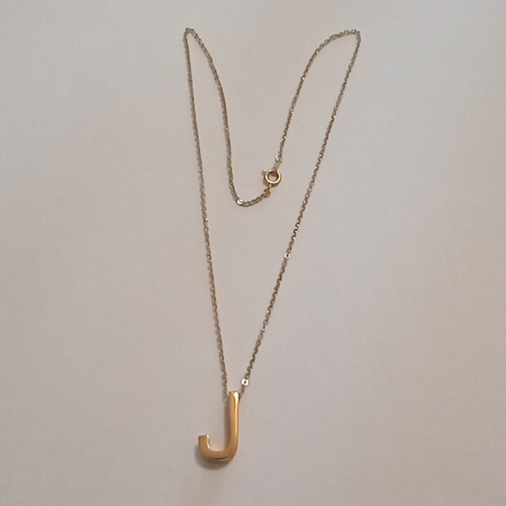 #1110. 5 Piece Assorted Gold Toned Pendant And Faux Pearl Necklace Bundle - Picture 5 of 10